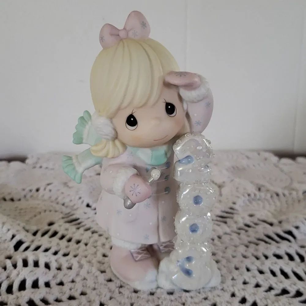 Vintage 2003 Precious Moments"Icy Good Times Ahead" Porcelain Figurine -…